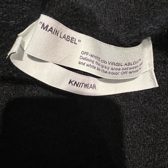 Off-White Sweater - Picture 3 of 4